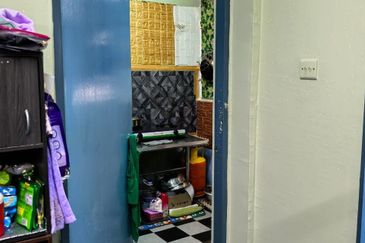 Sri Lanang Flat (Rumah Pangsa Sri Lanang)