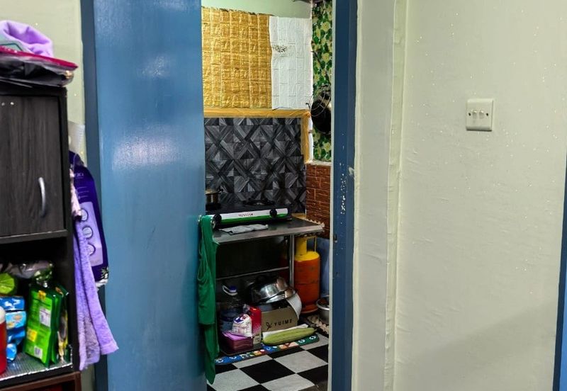 Sri Lanang Flat (Rumah Pangsa Sri Lanang)