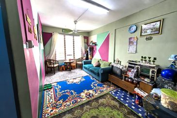 Sri Lanang Flat (Rumah Pangsa Sri Lanang)