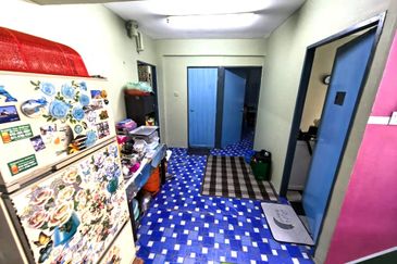 Sri Lanang Flat (Rumah Pangsa Sri Lanang)