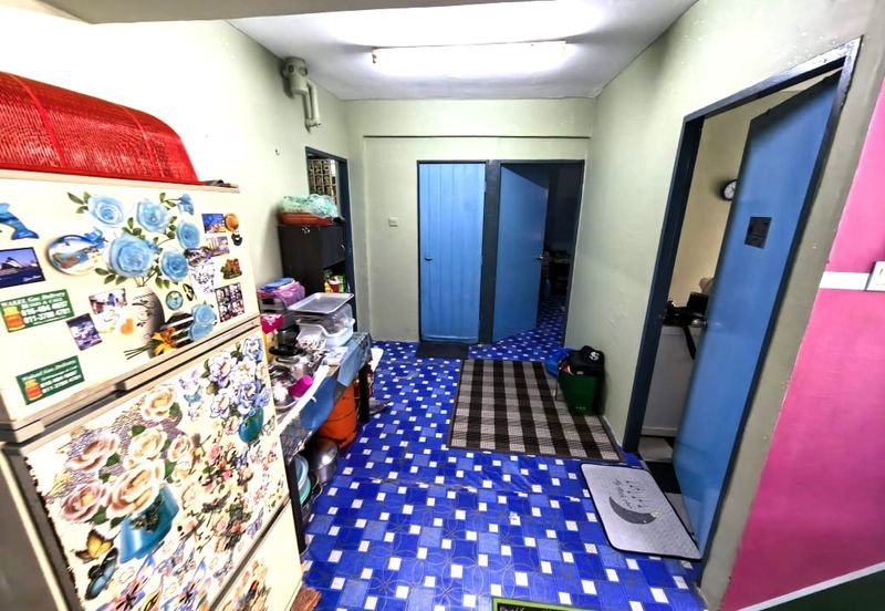 Sri Lanang Flat (Rumah Pangsa Sri Lanang)