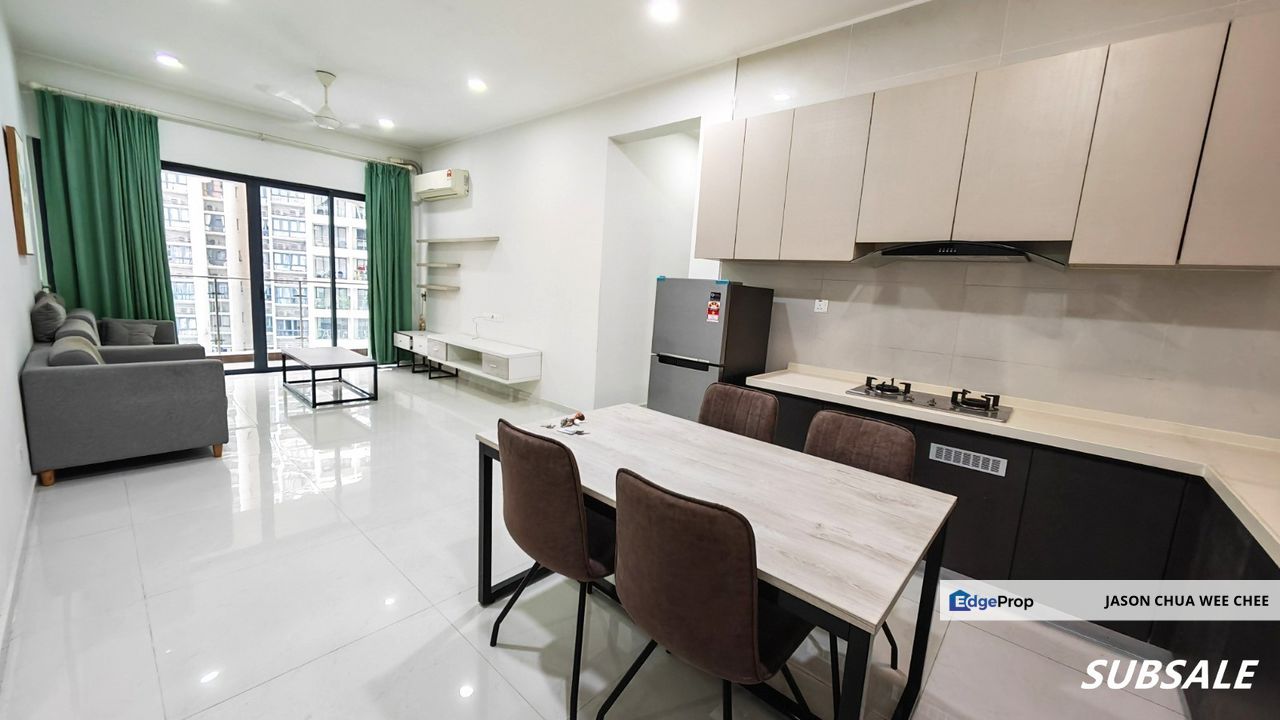 Country Garden Danga Bay Johor Bahru Town Center Apartment Below Bank Value Pool & Sea View, Johor, Johor Bahru