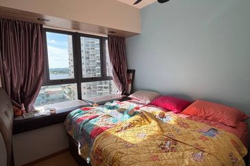 Baypoint @ Country Garden Danga Bay