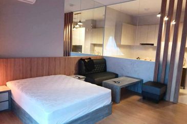 Baypoint @ Country Garden Danga Bay