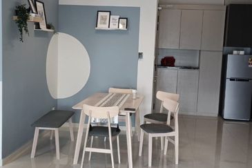 Bay Laurel @ Country Garden Danga Bay