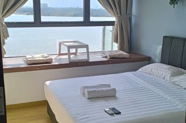 Bay Laurel @ Country Garden Danga Bay