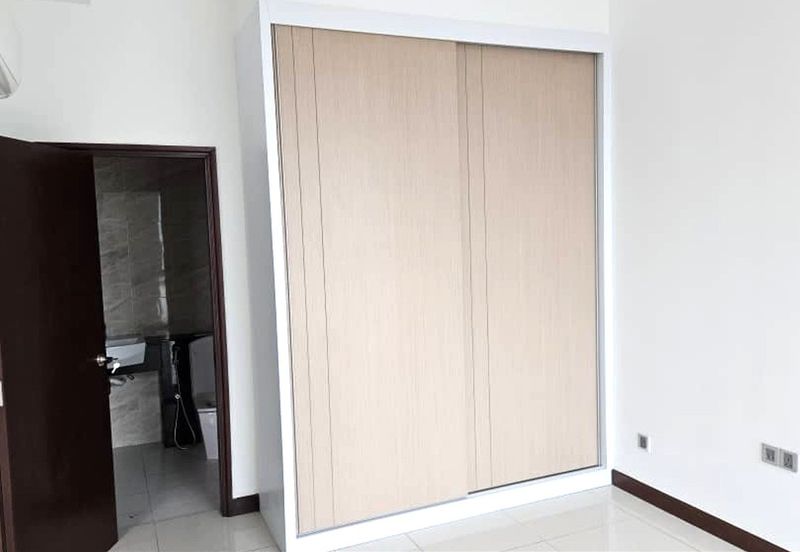 Paragon Suites @ CIQ