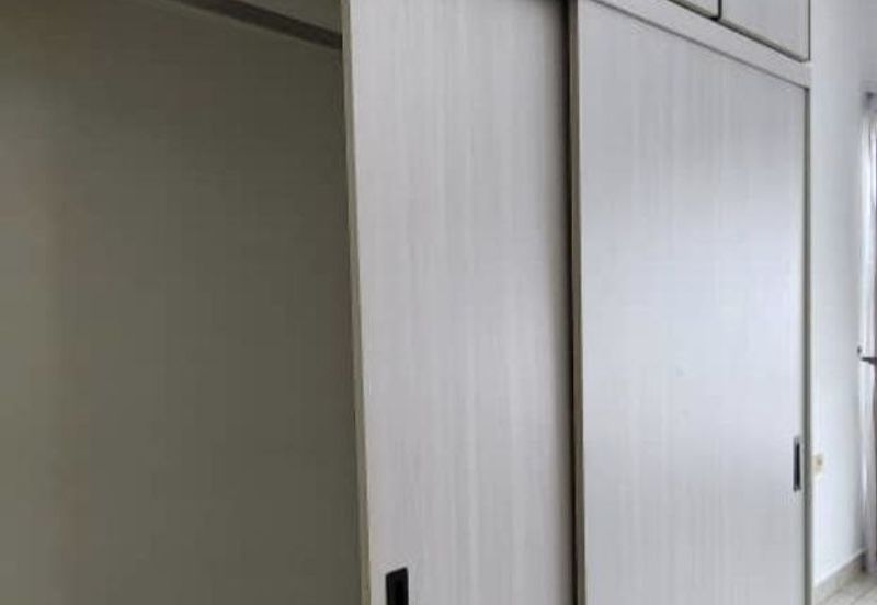 The Pinnacles (Pinnacle Tower)