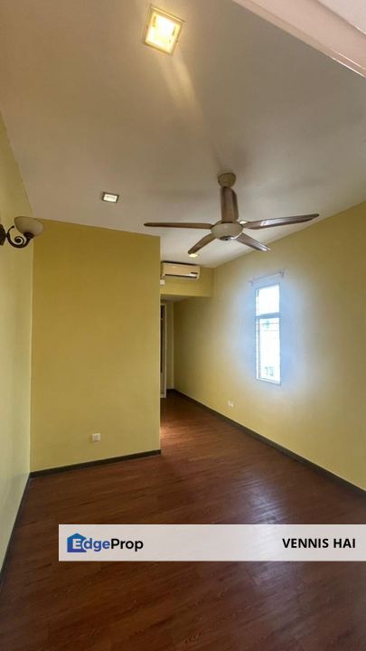 Kota kemuning End lot double story for rent with kitchen cabinet 5 ac mattress , Selangor, Shah Alam