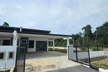 Westhill Villa @ Matang