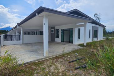 Westhill Villa @ Matang