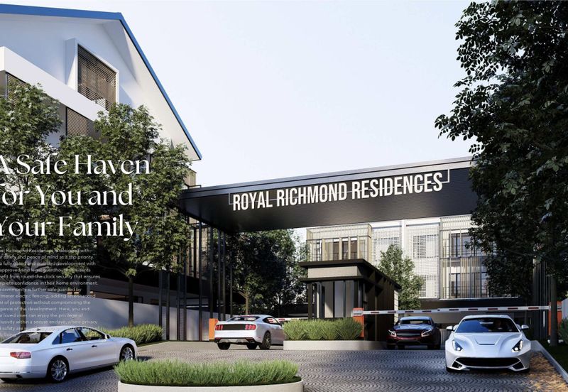 Discover this elegant 3.5-storey Semi-D with large built-up and a private home lift — where generous space meets ultimate convenience.