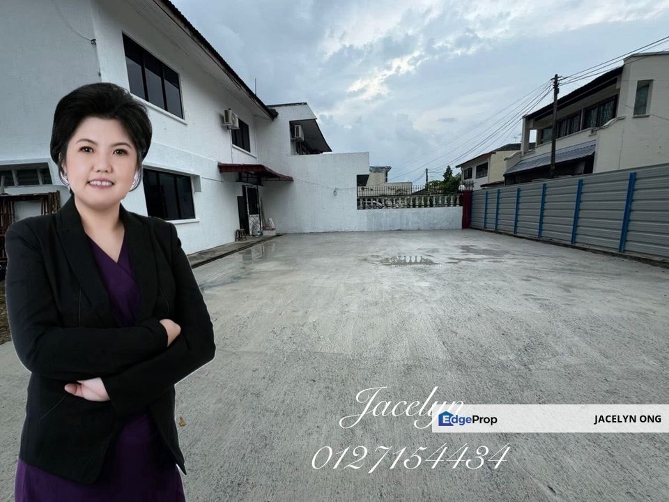 For Rent｜Taman Pelangi｜Corner Lot｜5+1R 3B｜Partial Furnished｜RM3000｜Big Land / Sublet OK, Johor, Johor Bahru