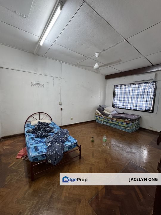 For Rent｜Taman Pelangi｜Corner Lot｜5+1R 3B｜Partial Furnished｜RM3000｜Big Land / Sublet OK, Johor, Johor Bahru