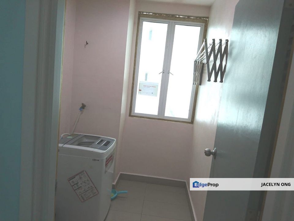 For Sale | Tropez Residences Danga Bay | High-Floor Corner Unit | 958 sqft , Johor, Johor Bahru