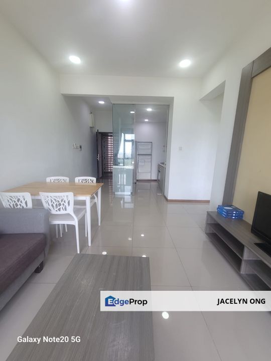 For Rent | Crescent Bay Suites | 2+1 Room 2B | Fully Furnished | 2 Carpark | RM2300, Johor, Johor Bahru