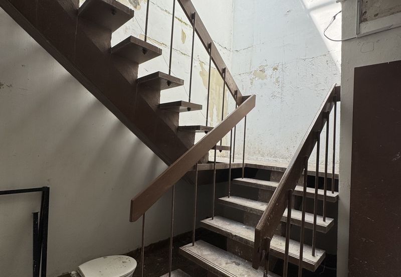 For Rent｜Taman Pelangi｜Corner Unit with Rooftop｜8 Aircond Bedrooms 10B｜RM8800｜Suitable for Nursery / Kindergarten