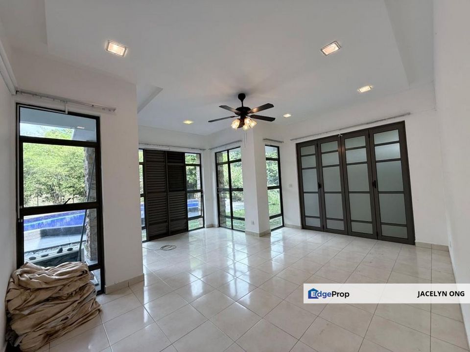 For Rent | East Ledang | Exclusive Bungalow with Pool | 5+1R6B | Partially Furnished | RM18k, Johor, Johor Bahru