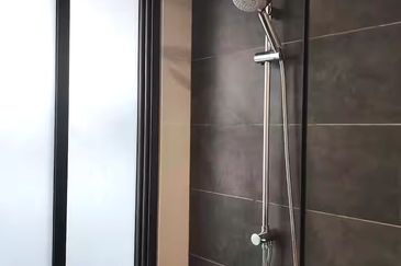 Almas Suites @ Puteri Harbour