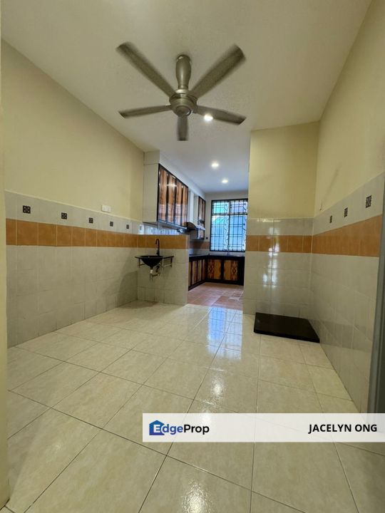 Fully Renovated Double Storey @ Taman Bestari Indah 双层精装修排屋| 4房3廁｜RM638K, Johor, Ulu Tiram