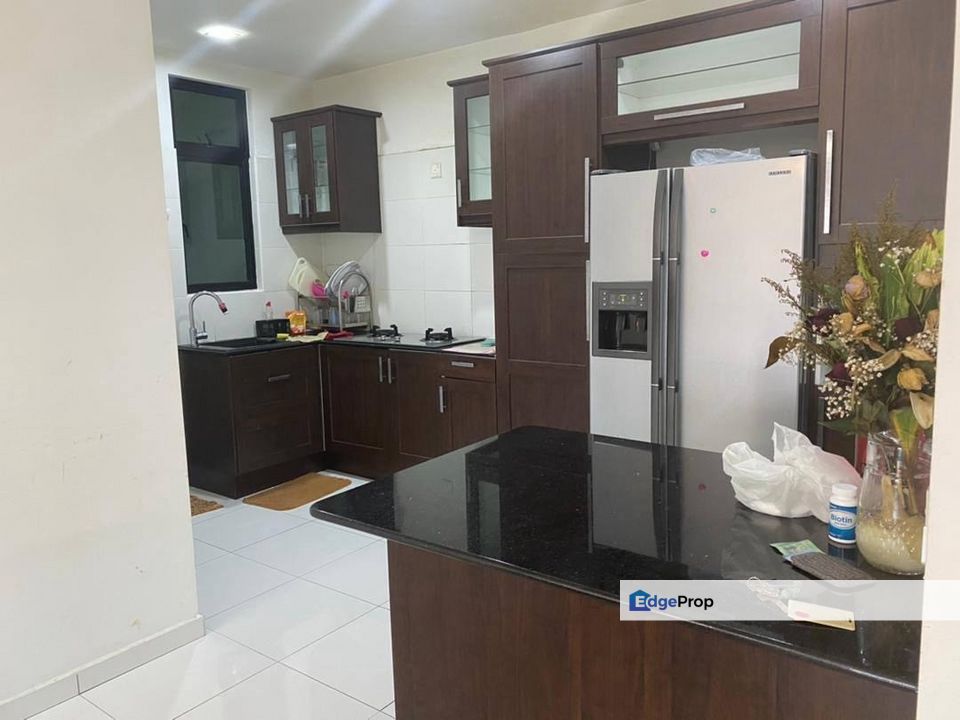 For Rent | Sky Loft @ Bukit Indah｜2+1R 2B｜Partially Furnished｜RM2200, Johor, Johor Bahru