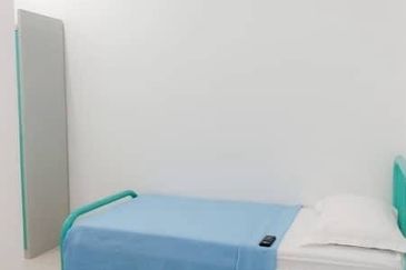 Bandar Dato Onn, Perjiranan 8