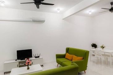 Bandar Dato Onn, Perjiranan 8