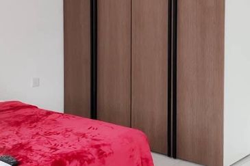 Bandar Dato Onn, Perjiranan 8