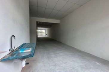 For Rent | Sentrio Pasir Gudang｜2-Storey Shoplot｜New｜Prime Location | RM3500