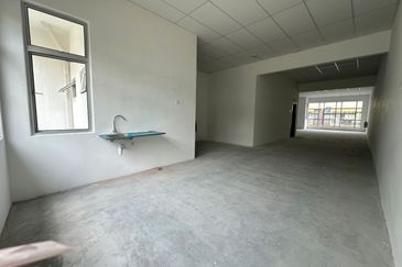 For Rent | Sentrio Pasir Gudang｜2-Storey Shoplot｜New｜Prime Location | RM3500
