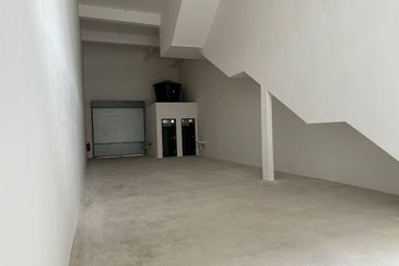 For Rent | Sentrio Pasir Gudang｜2-Storey Shoplot｜New｜Prime Location | RM3500