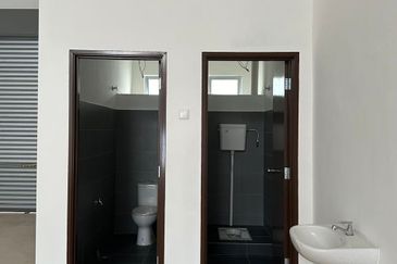 For Rent | Sentrio Pasir Gudang｜2-Storey Shoplot｜New｜Prime Location | RM3500