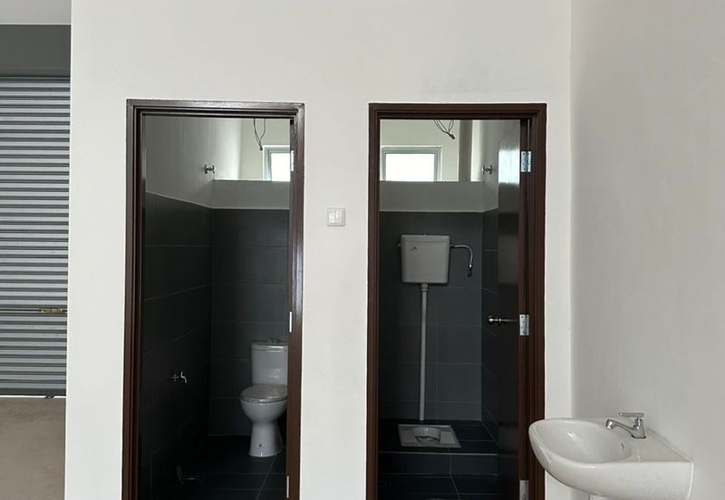 For Rent | Sentrio Pasir Gudang｜2-Storey Shoplot｜New｜Prime Location | RM3500