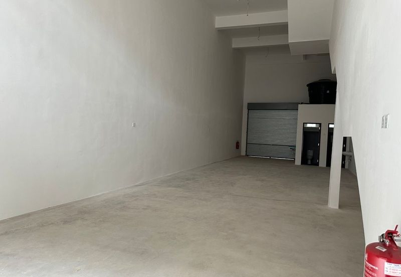For Rent | Sentrio Pasir Gudang｜2-Storey Shoplot｜New｜Prime Location | RM3500