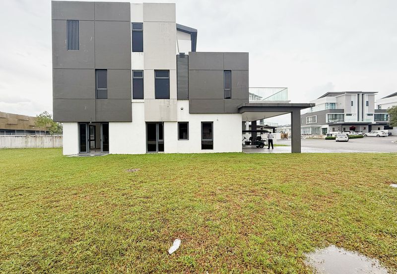 Sunway Lenang Heights