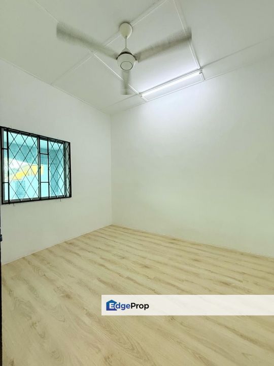 For Sale | Taman Ungku Tun Aminah Skudai | Single Storey Terrace | Renovated | 3R2B | Freehold Non-Bumi | RM550k, Johor, Skudai