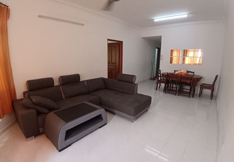 Mon Bisca, Bandar Baru Permas Jaya