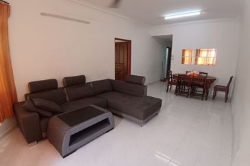 Mon Bisca, Bandar Baru Permas Jaya