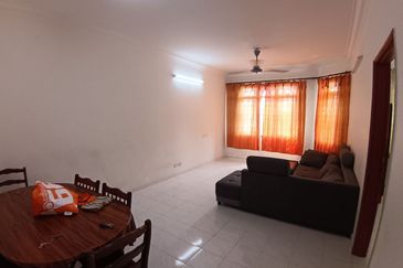 Mon Bisca, Bandar Baru Permas Jaya