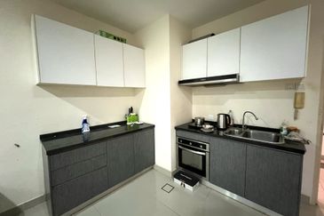 Fully Funished Next To Selayang Hospital Condo for RENT