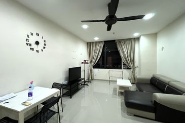 Fully Funished Next To Selayang Hospital Condo for RENT