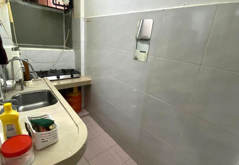 Limited Fully Funished Near MRT KTM House for RENT