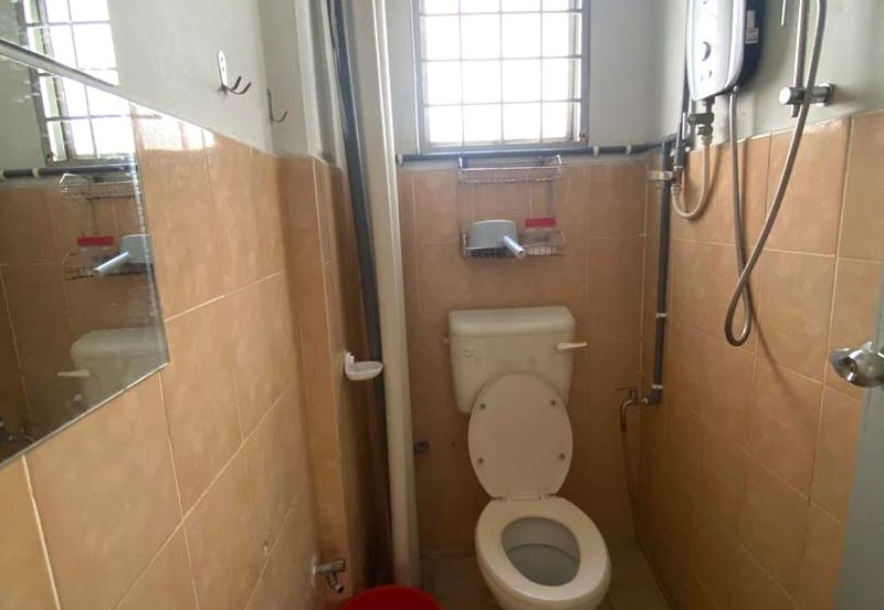 Limited Near MRT KTM Shop House FOR SALE