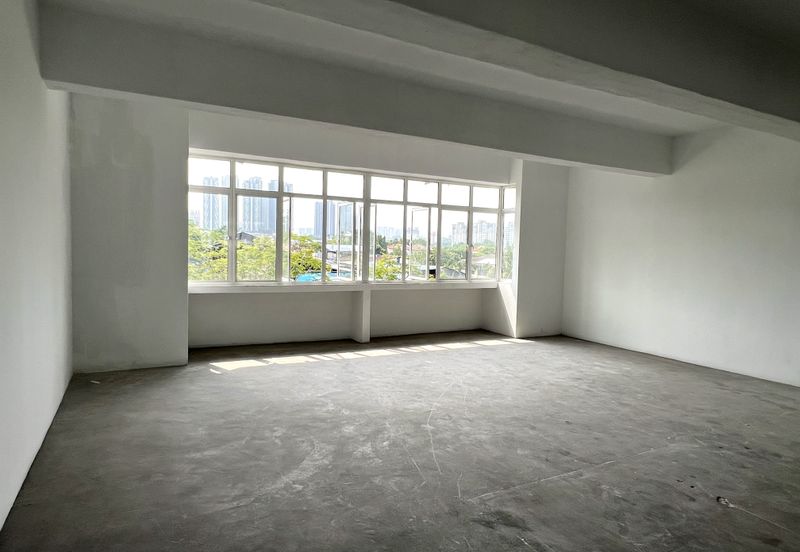 PJS 2nd Floor Shop FOR RENT