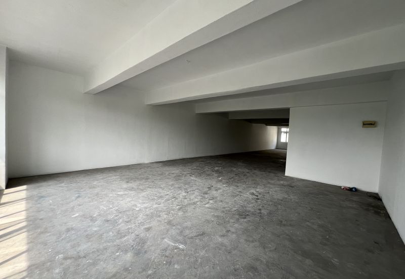 PJS 2nd Floor Shop FOR RENT