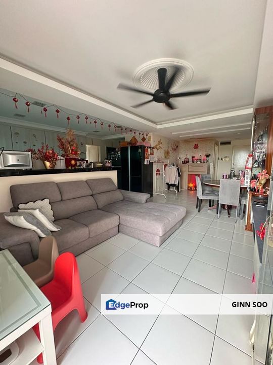 URGENT FOR SALE - Kepong First Residence Condo, Kuala Lumpur, Kepong