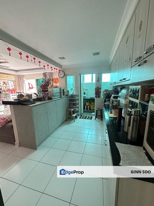 URGENT FOR SALE - Kepong First Residence Condo, Kuala Lumpur, Kepong