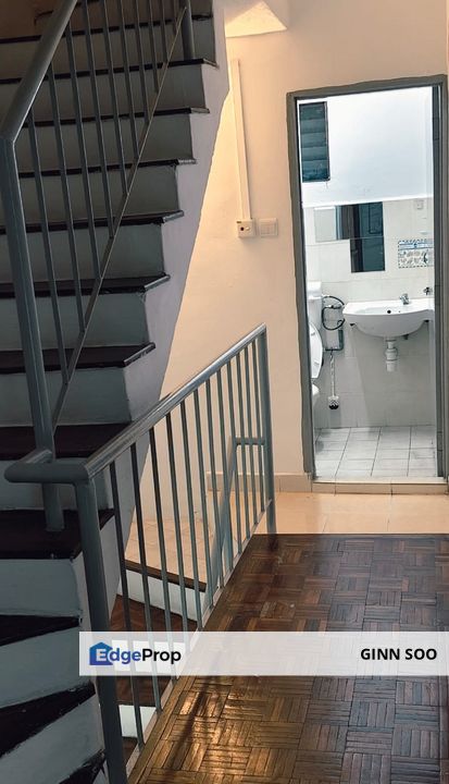 Kepong 2.5 Storey Terrace House FOR RENT, Kuala Lumpur, Segambut