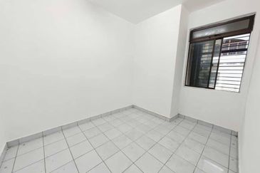 2 Storey @ Taman Bukit Mewah/ Tampoi/ 20 Min To CIQ