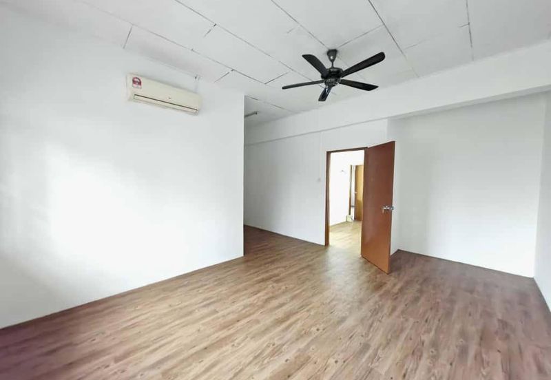 2 Storey @ Taman Bukit Mewah/ Tampoi/ 20 Min To CIQ